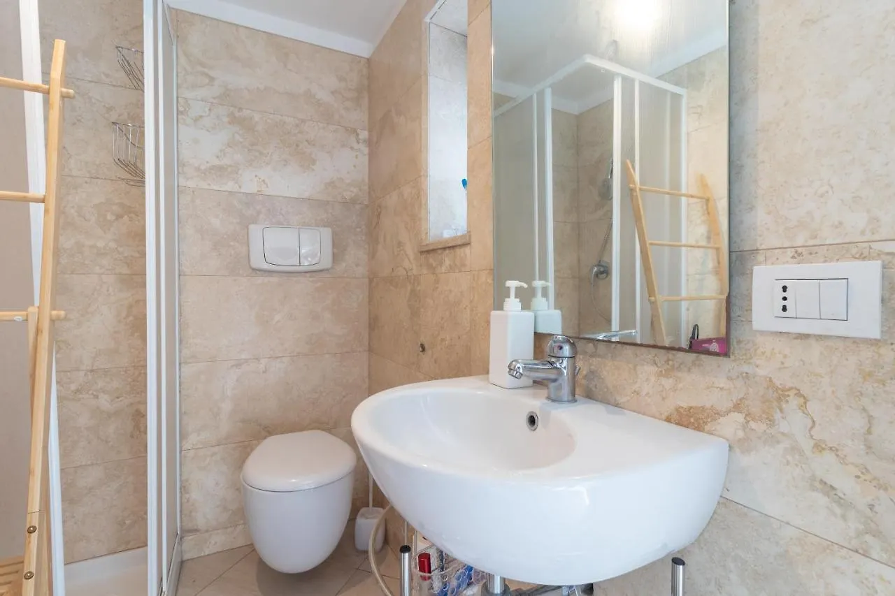 Water Run Villa Bari